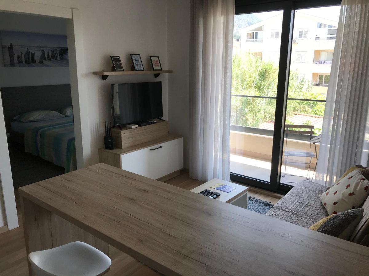 Premium-Designed Apartments Tivat Exterior photo