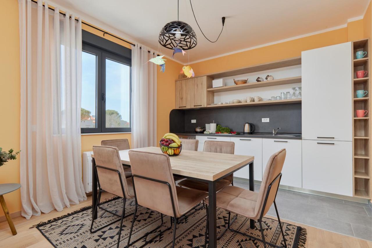 Premium-Designed Apartments Tivat Exterior photo